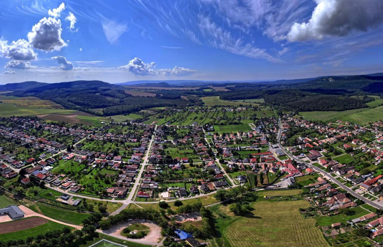 Bodzahaz Apartman Tarján Exterior foto